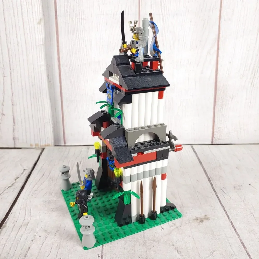 Vintage LEGO Set 6083 Samurai Stronghold - 98% NEAR COMPLETE w/ Manual - No Box